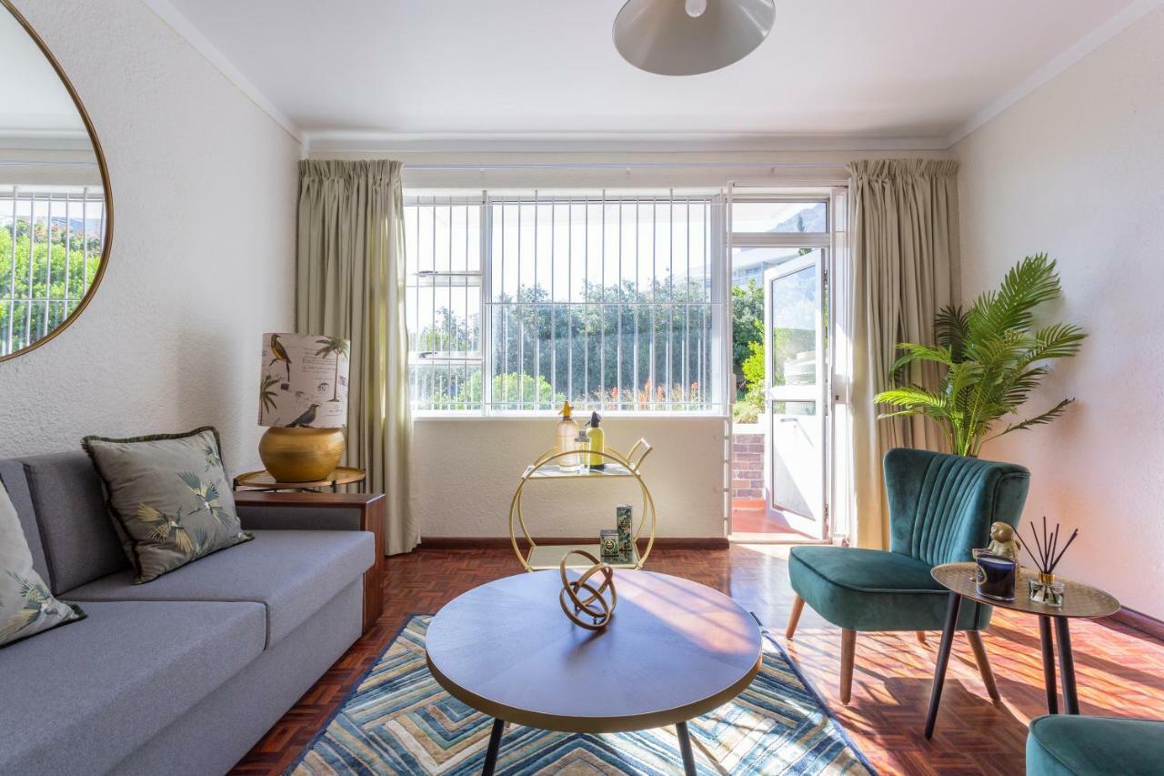 Camps Bay Holiday Apartments Cape Town Exterior photo