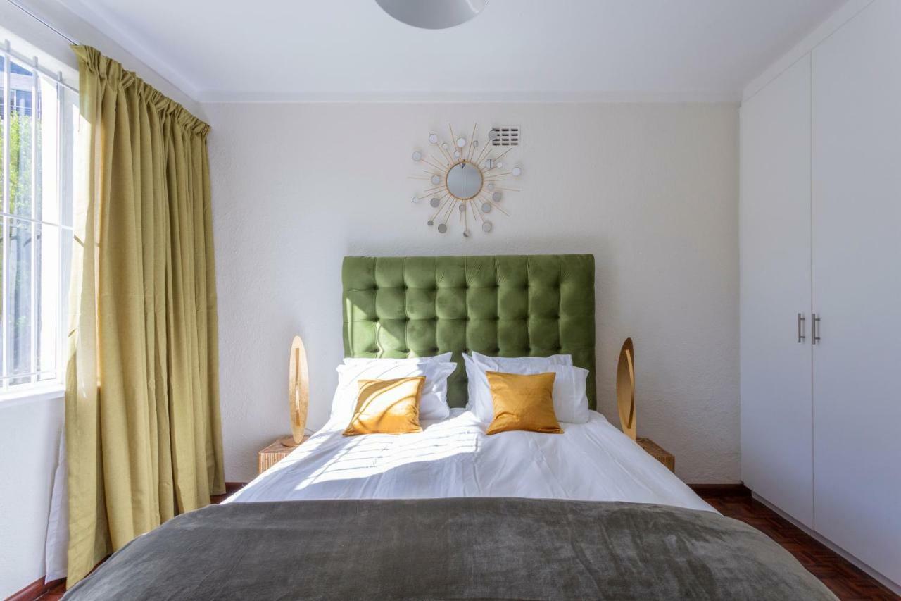 Camps Bay Holiday Apartments Cape Town Exterior photo
