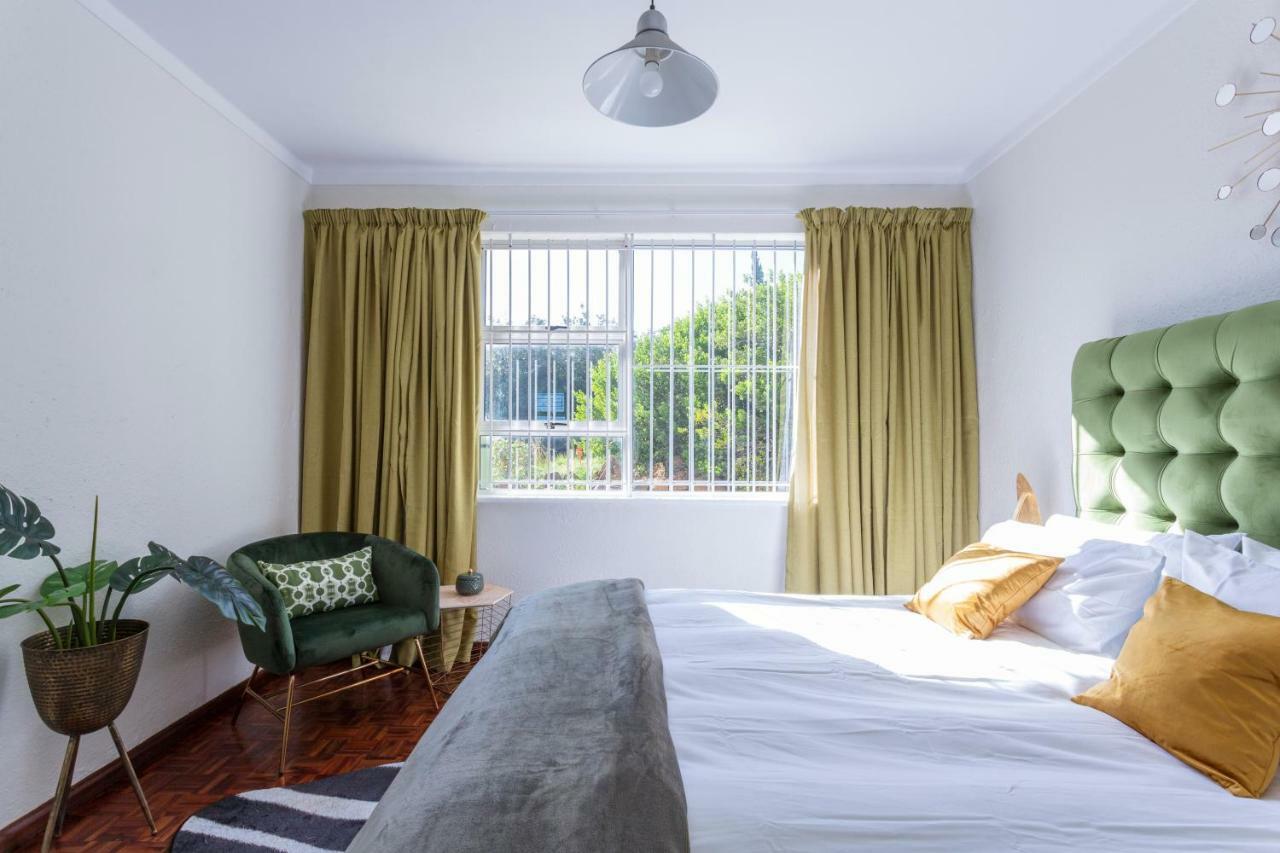 Camps Bay Holiday Apartments Cape Town Exterior photo