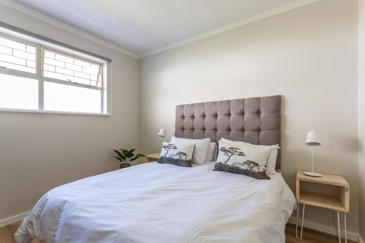 Camps Bay Holiday Apartments Cape Town Exterior photo
