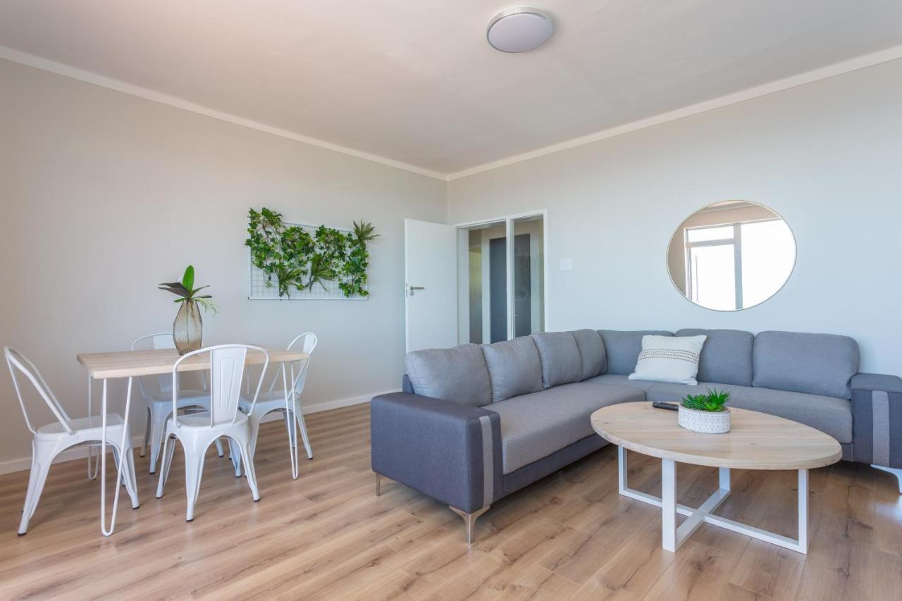 Camps Bay Holiday Apartments Cape Town Exterior photo